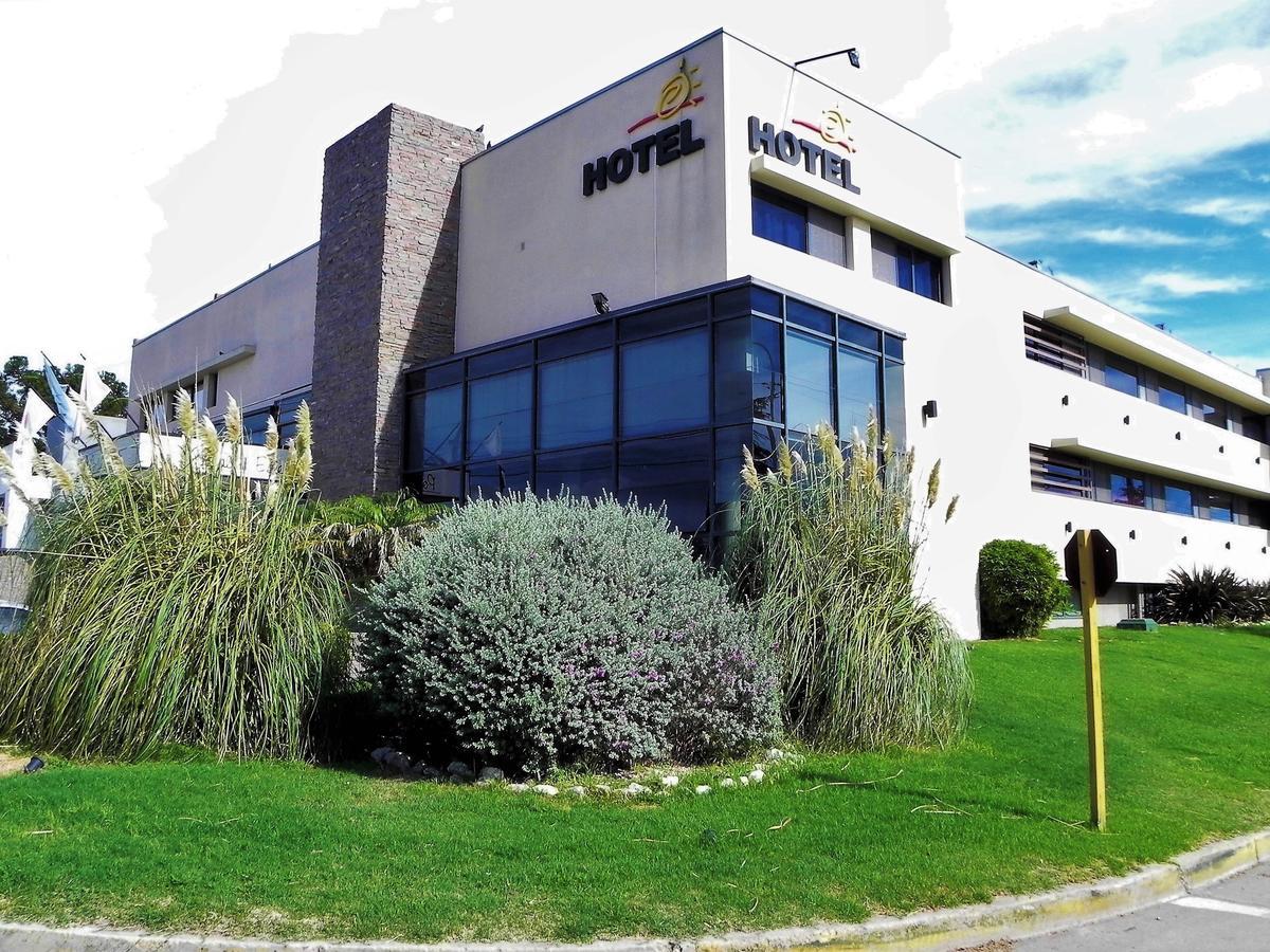 Hotel Portal Del Este Marcos Juarez Ngoại thất bức ảnh